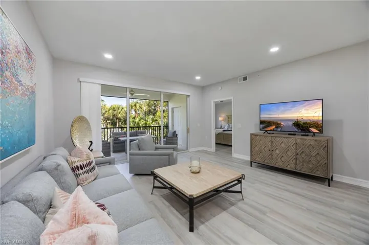 20930 Island Sound Cir 203, Estero, Florida 33928