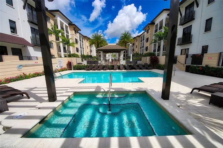 1035  3rd S AVE, Naples, FL 34102