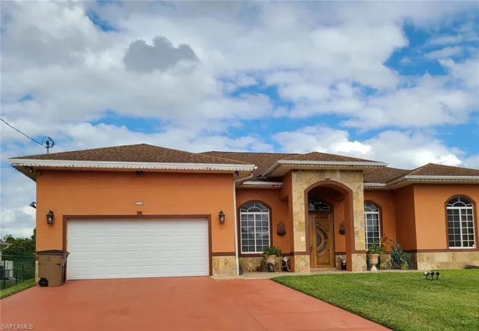 916 Ashley Oaks Dr, Lehigh Acres, Florida 33974