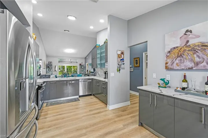 470 Country Hollow Ct I201, Naples, Florida 34104