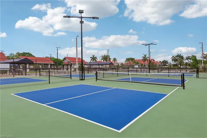 470 Country Hollow Ct I201, Naples, Florida 34104