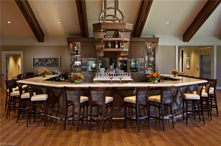 Clubhouse Bar