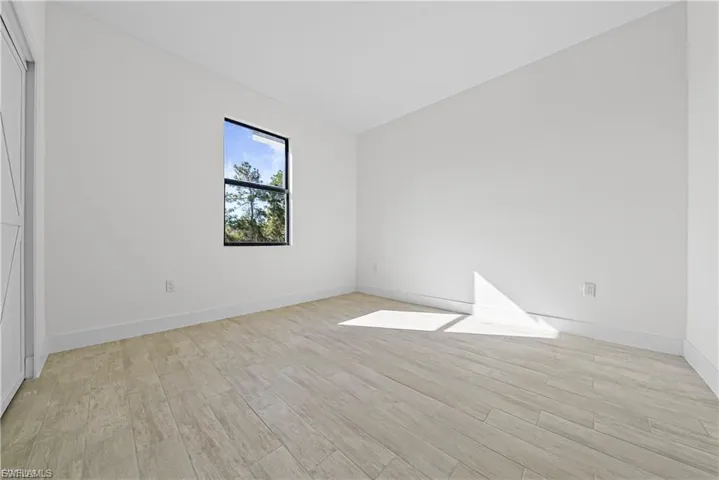 2220 Kenneth Ave S, Lehigh Acres, Florida 33973