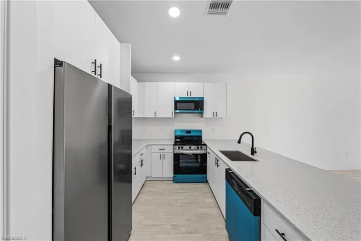 2220 Kenneth Ave S, Lehigh Acres, Florida 33973