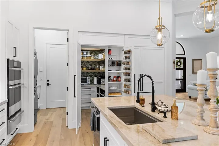 7678 Santa Margherita Way, Naples, Florida 34109