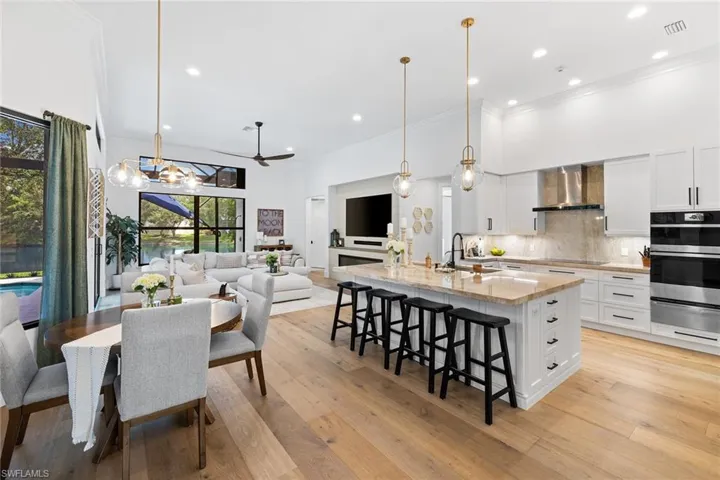 7678 Santa Margherita Way, Naples, Florida 34109