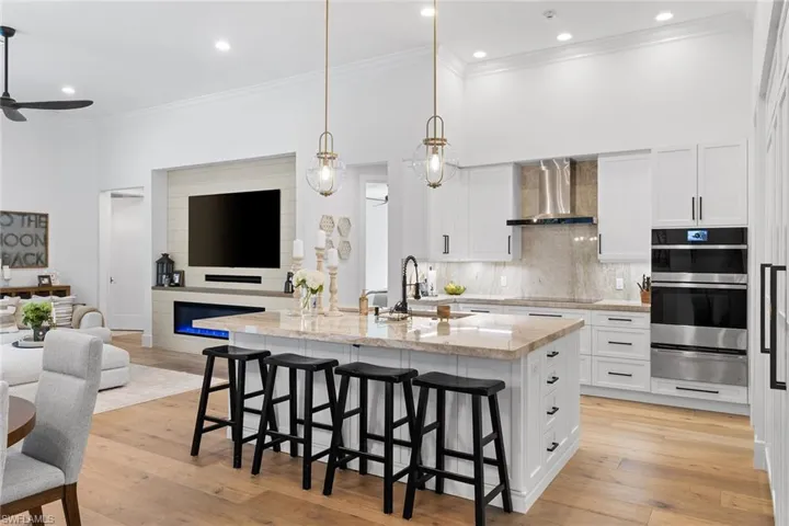 7678 Santa Margherita Way, Naples, Florida 34109