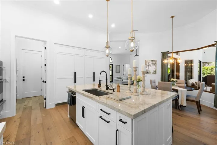 7678 Santa Margherita Way, Naples, Florida 34109