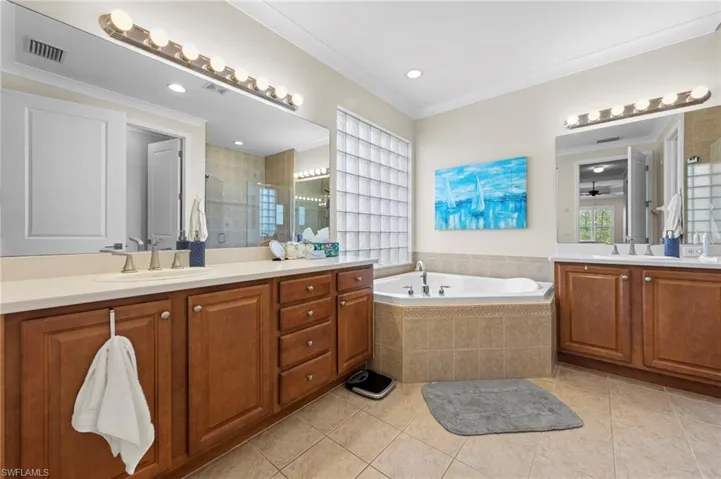 10176  Mimosa Silk  DR, Fort Myers, FL 33913