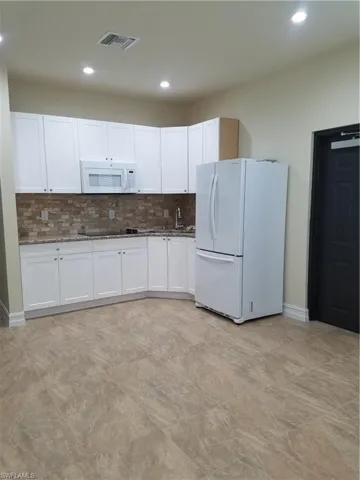 5301  Coronado  PKWY, Naples, FL 34116