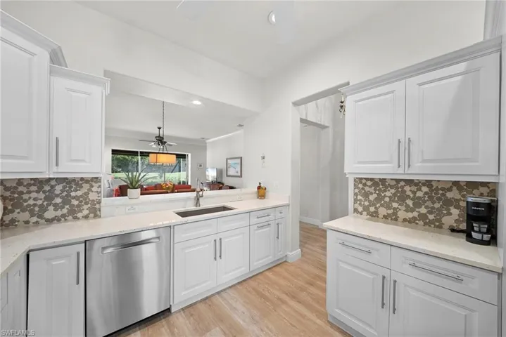 479 Preswick Ln, Naples, Florida 34120