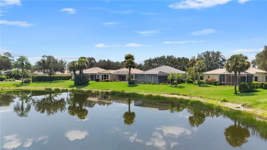 479 Preswick Ln, Naples, Florida 34120