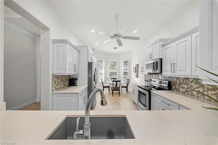 479 Preswick Ln, Naples, Florida 34120