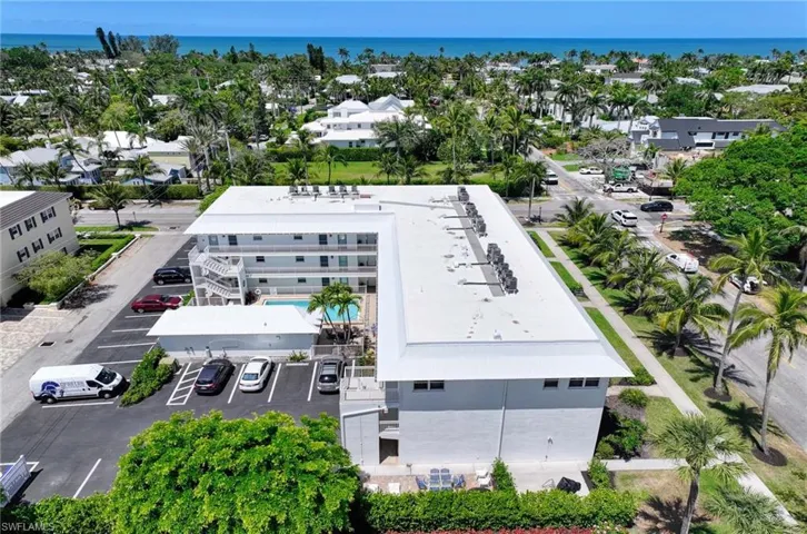 1021 3rd ST S # 304, NAPLES FL 34102