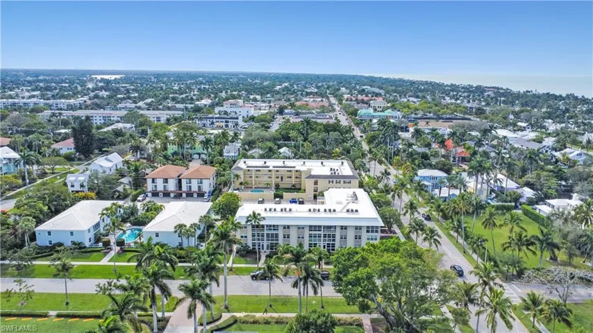 1021 3rd ST S # 304, NAPLES FL 34102