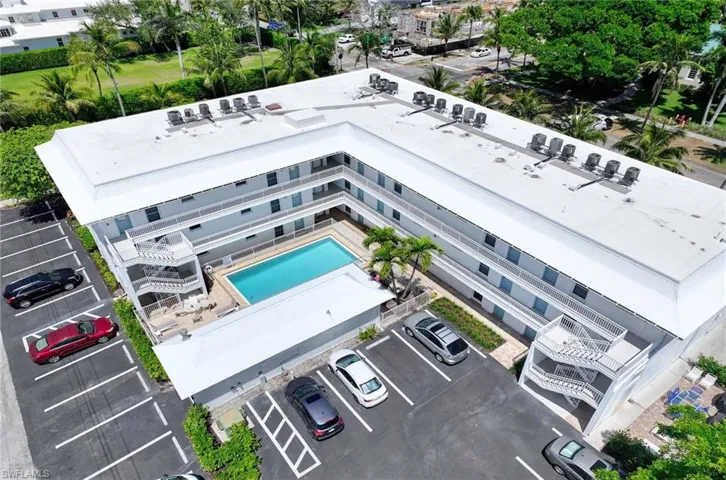 1021 3rd ST S # 304, NAPLES FL 34102