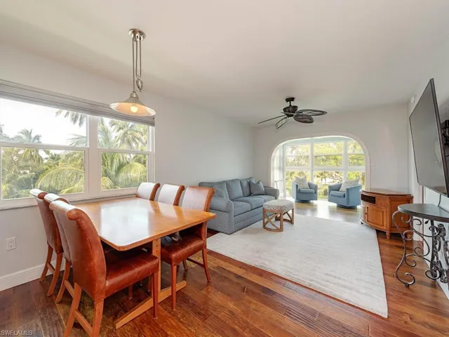 1021 3rd ST S # 304, NAPLES FL 34102