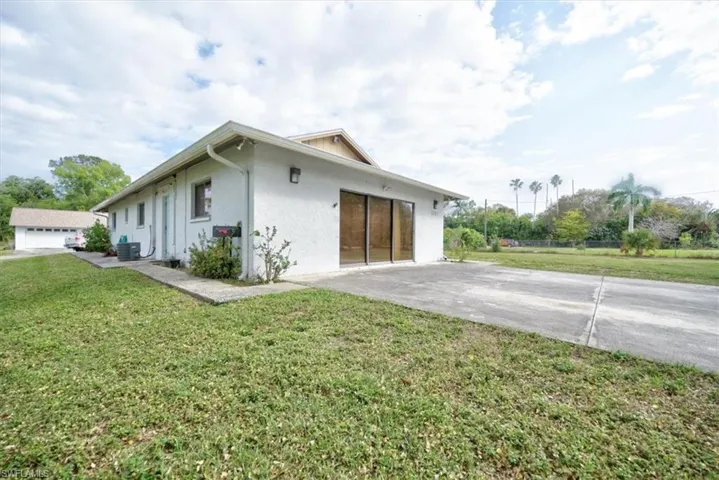 1201  Saint Clair Shores  RD, Naples, FL 34104