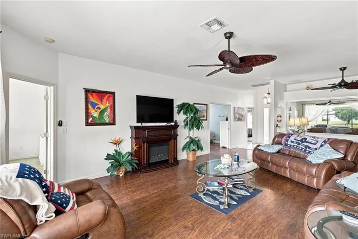 12833 Dresden Ct, Fort Myers, Florida 33912