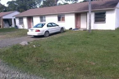 2027 Eloise Cir, North Fort Myers, Florida 33917