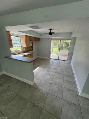 2027 Eloise Cir, North Fort Myers, Florida 33917