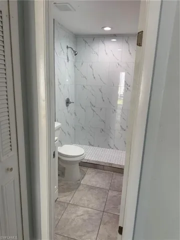 2027 Eloise Cir, North Fort Myers, Florida 33917