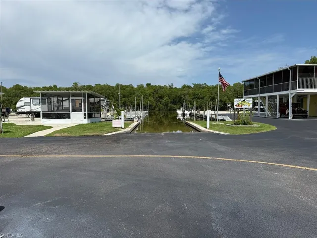 675 Copeland Ave S, Everglades City, Florida 34139