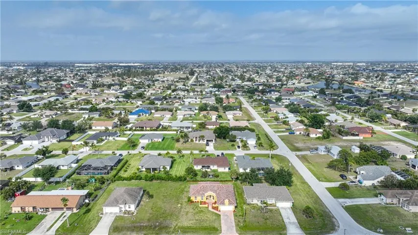 2932 Sw 8th Pl, Cape Coral Fl 33914