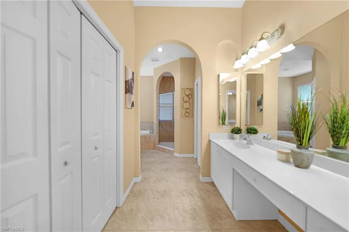 2932 Sw 8th Pl, Cape Coral Fl 33914