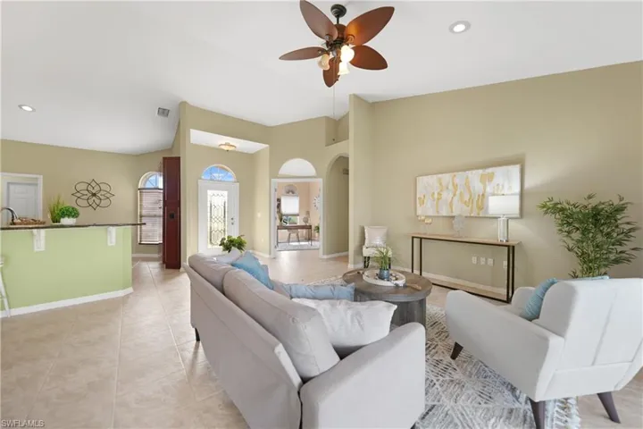 2932 Sw 8th Pl, Cape Coral Fl 33914