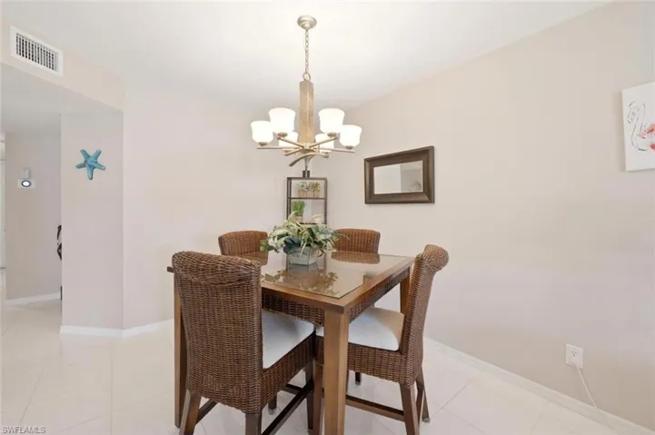 4987 Pepper Cir 107, Naples, Florida 34113