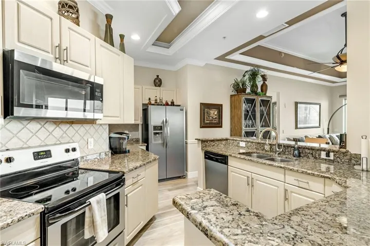 2745 1st St 2703, Fort Myers, Florida 33916