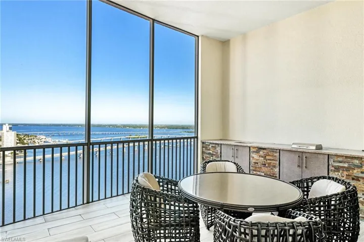 2745 1st St 2703, Fort Myers, Florida 33916