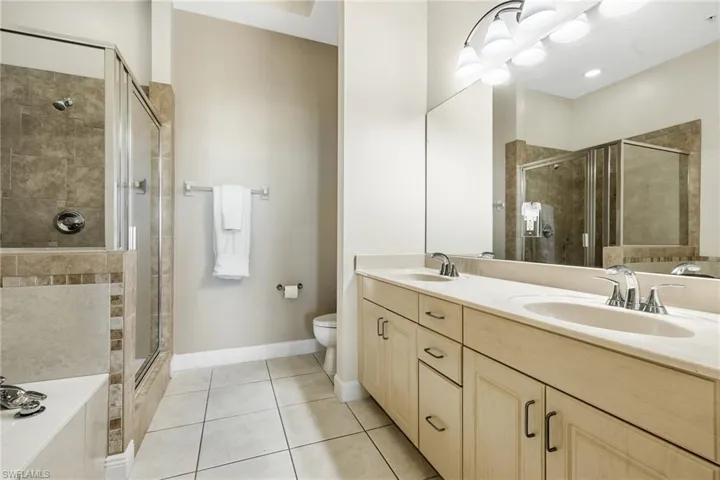 2745 1st St 2703, Fort Myers, Florida 33916