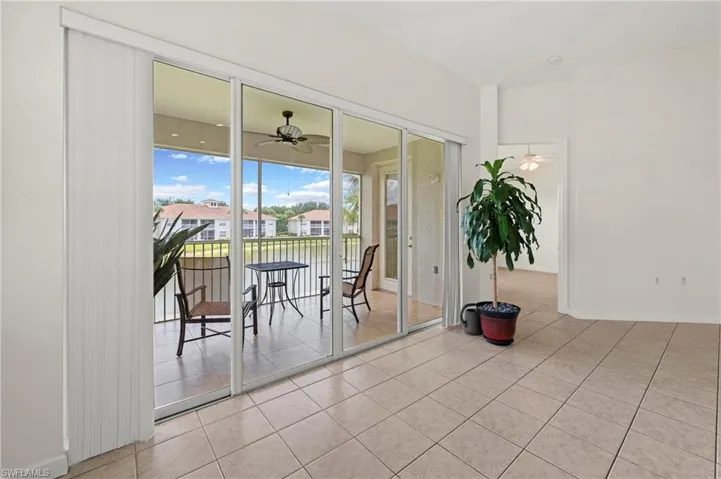 3059 Horizon Ln 1602, Naples, Florida 34109