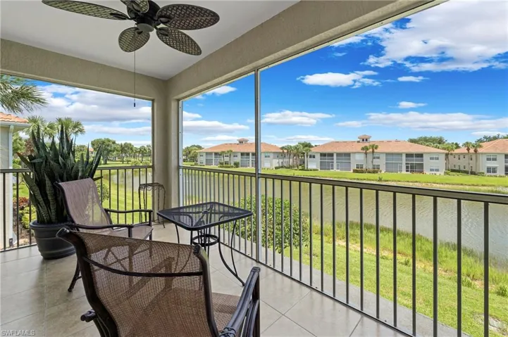 3059 Horizon Ln 1602, Naples, Florida 34109
