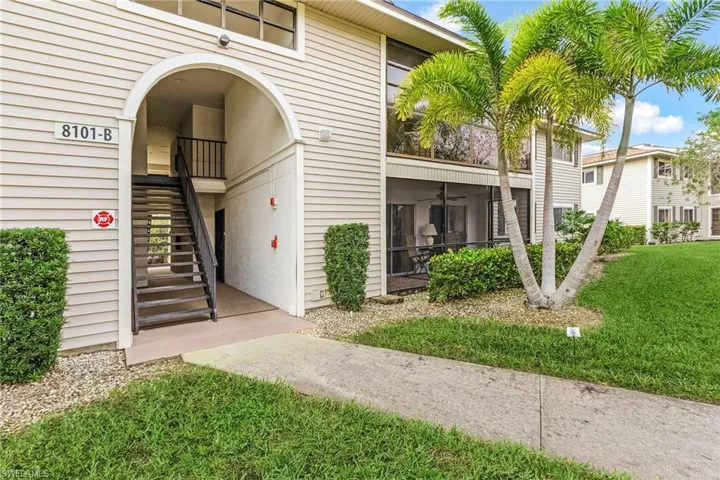 Ground floor unit. NO FLOODING from any of our hurricanes.