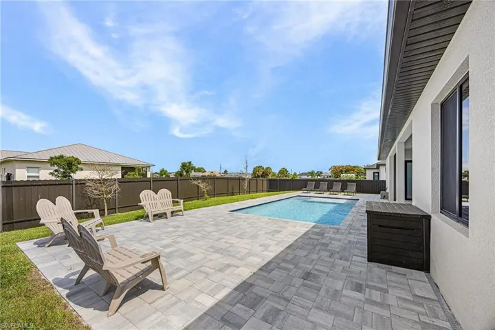 2724 Nw 7th Pl, Cape Coral, Florida 33993