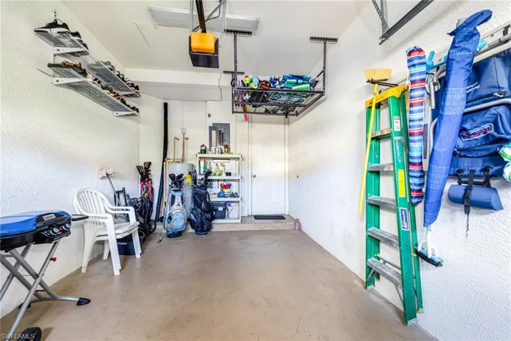 6894 Sterling Greens Ct 201, Naples, Florida 34104