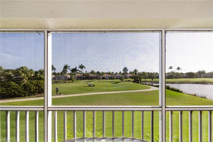 6894 Sterling Greens Ct 201, Naples, Florida 34104