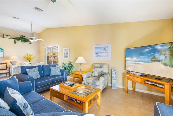6894 Sterling Greens Ct 201, Naples, Florida 34104