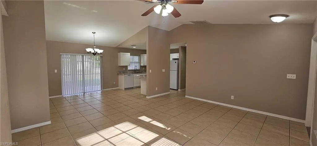 3740 Sw Santa Barbara Pl, Cape Coral, Florida 33914