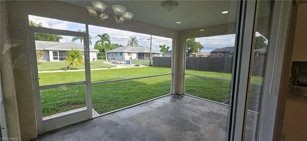 3740 Sw Santa Barbara Pl, Cape Coral, Florida 33914