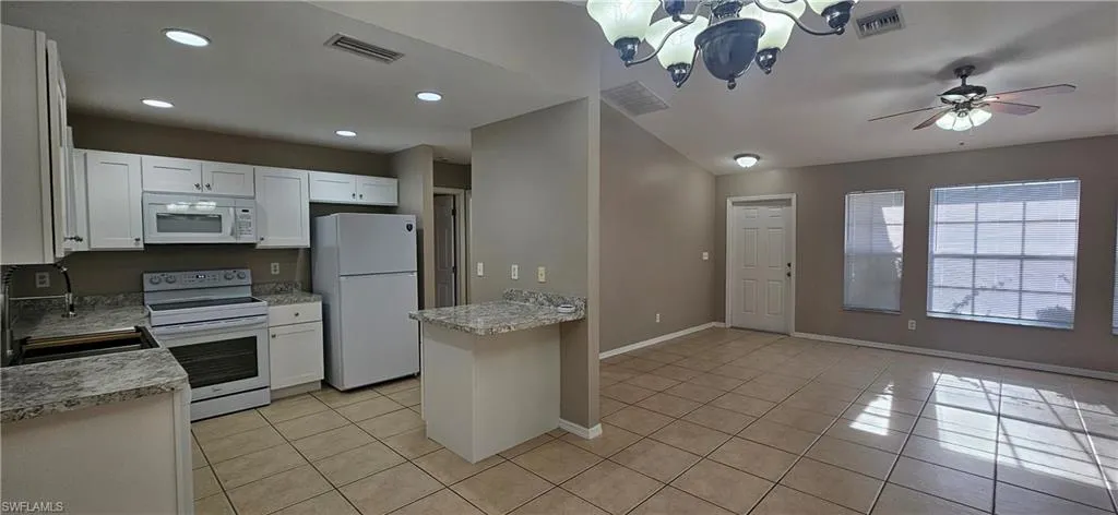 3740 Sw Santa Barbara Pl, Cape Coral, Florida 33914