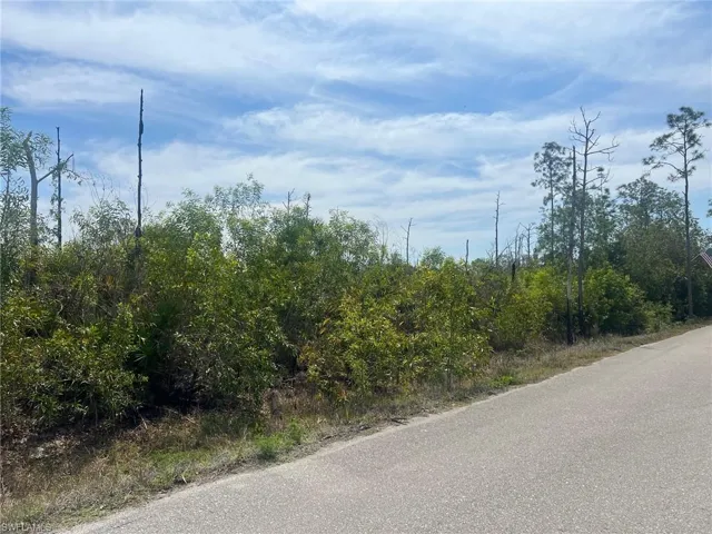 Front view of the property
