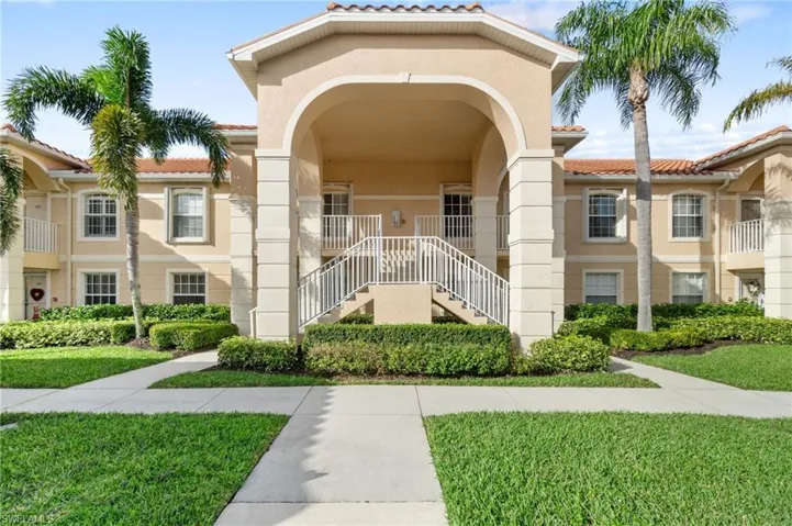 26660  Rosewood Pointe  CIR, Bonita Springs, FL 34135