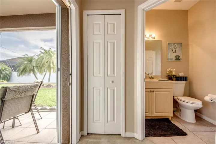 1217 SW 11th AVE, CAPE CORAL FL 33991