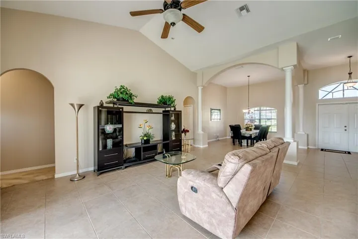 1217 SW 11th AVE, CAPE CORAL FL 33991