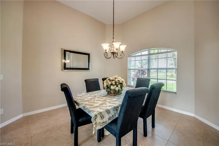 1217 SW 11th AVE, CAPE CORAL FL 33991