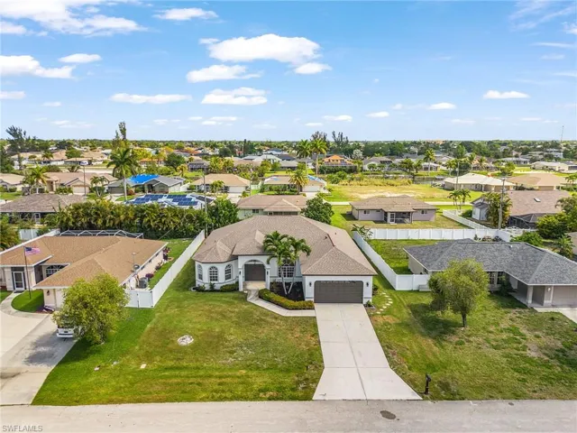 423 Se 17th Ter, Cape Coral, Florida 33990